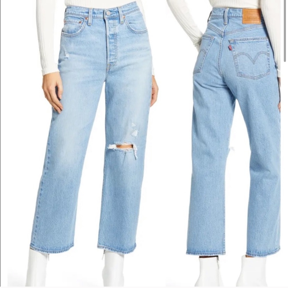 Levi’s Ribcage Straight Ankle Jeans